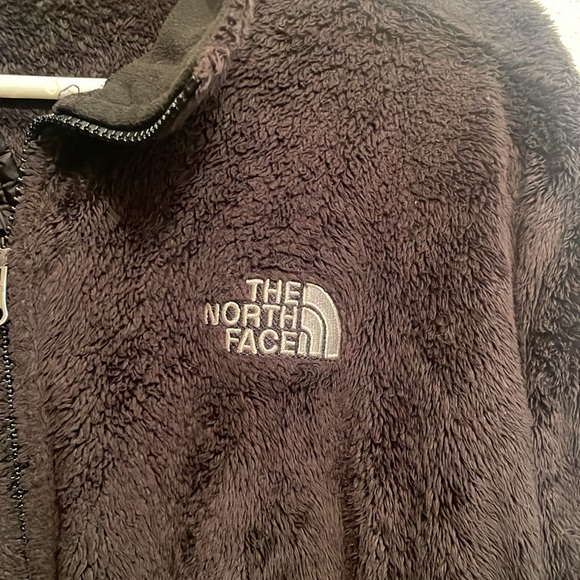 The North Face long sleeve zip up - Picture 2 of 6